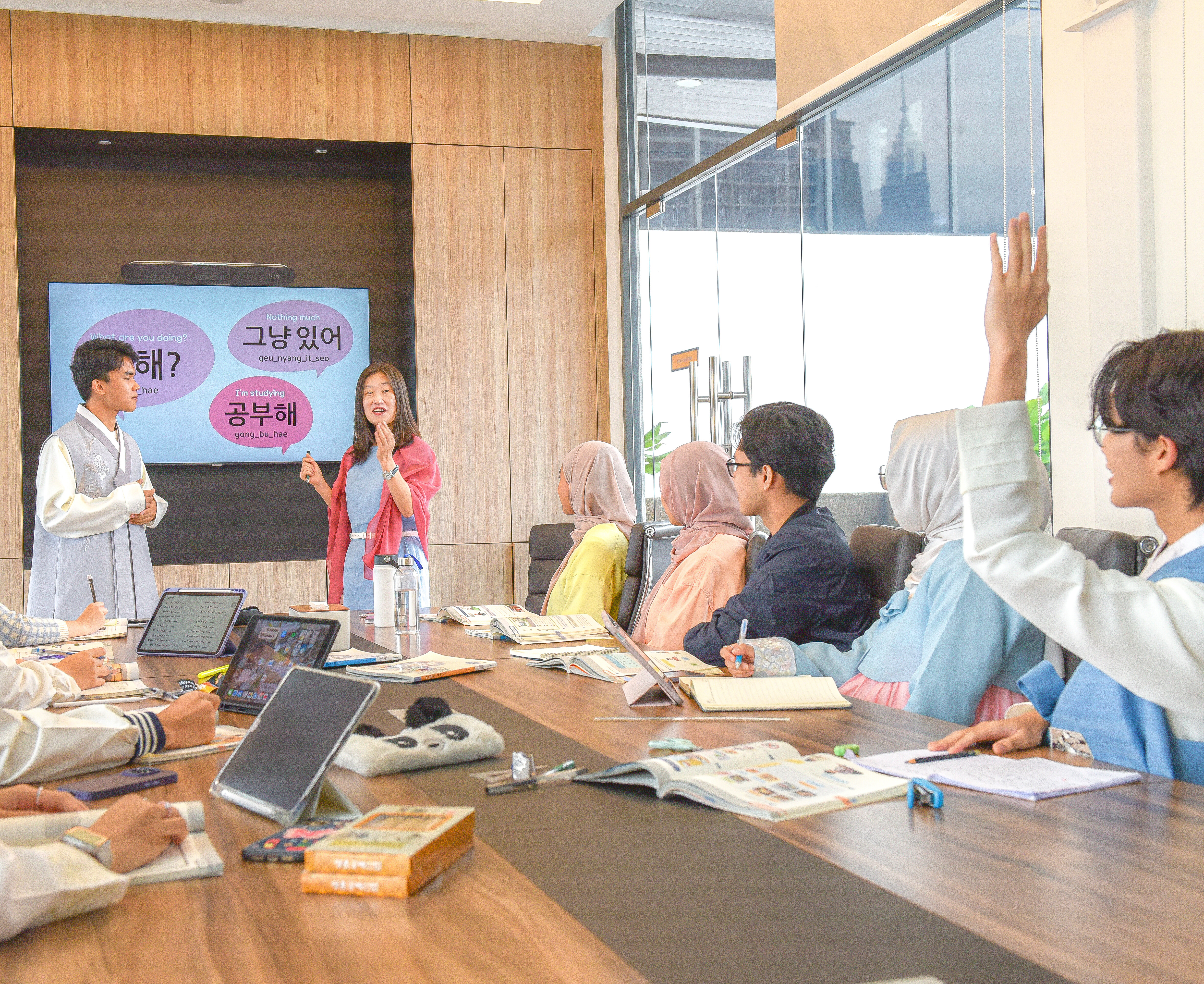 Korean language class in progress